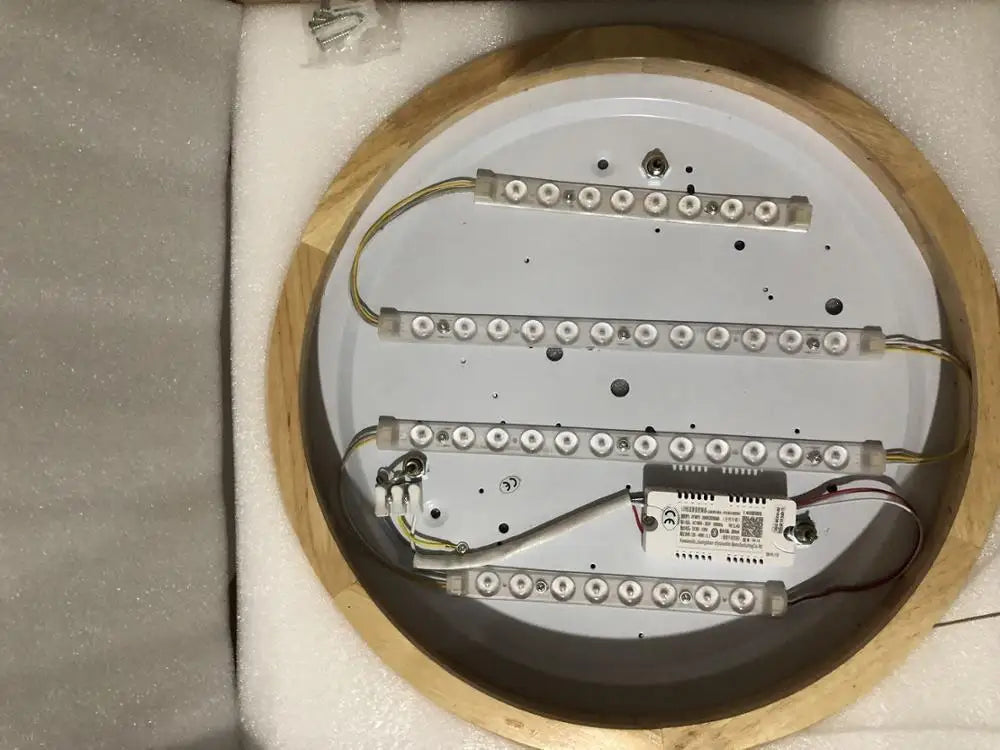 lustre moderne en bois et fer design suspendu - vue 4 sur 6