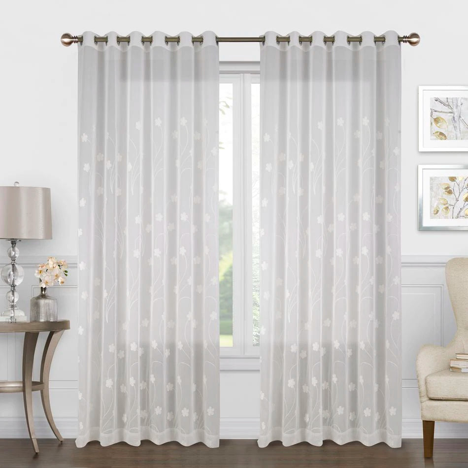 Rideau tulle brodé floral festonné style américain salon