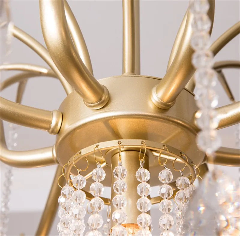 lustre suspendu en cristal et métal doré élégant - vue 6 sur 9