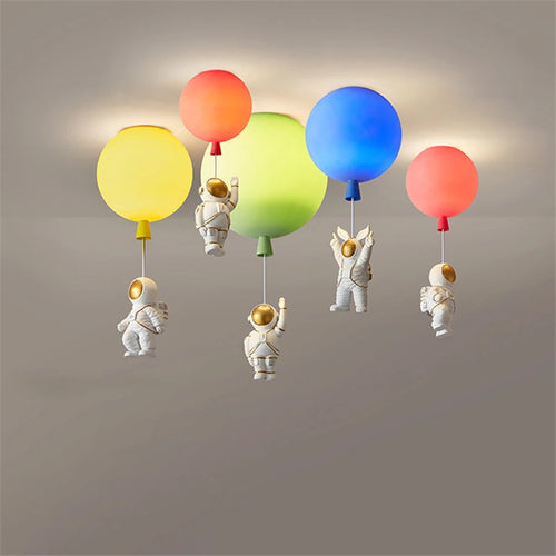 plafonnier led nordique créatif astronaute ballon pour enfants - vue 4 sur 21