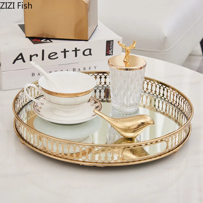 plateaux décoratifs vintage en verre miroir pour rangement et présentation
