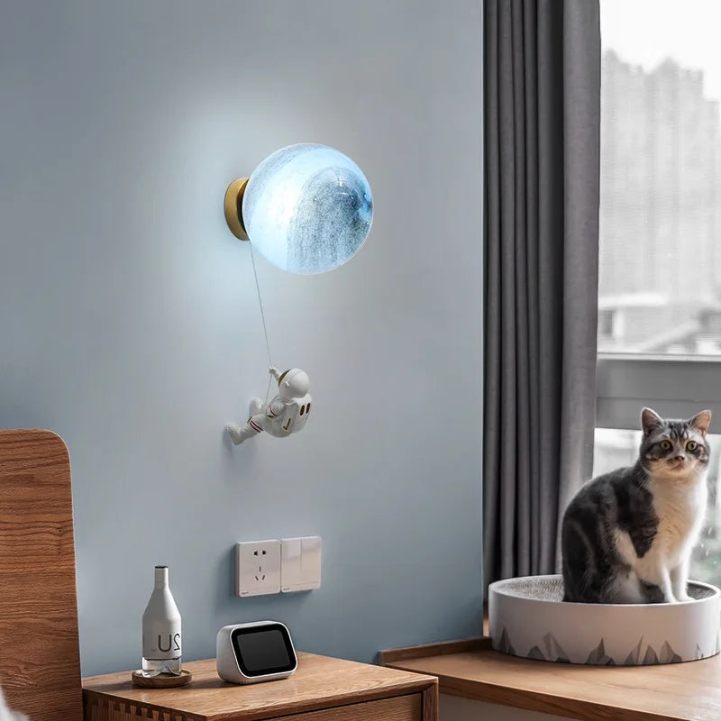 applique murale d'astronaute 3d avec lumières de lune pour enfants - vue 4 sur 10