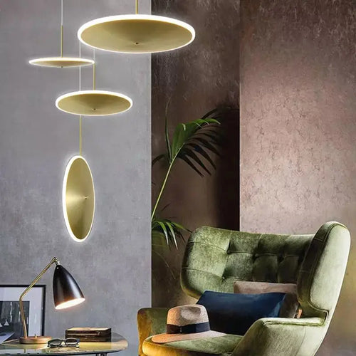 suspension ronde en métal doré au design ufo - vue 3 sur 12