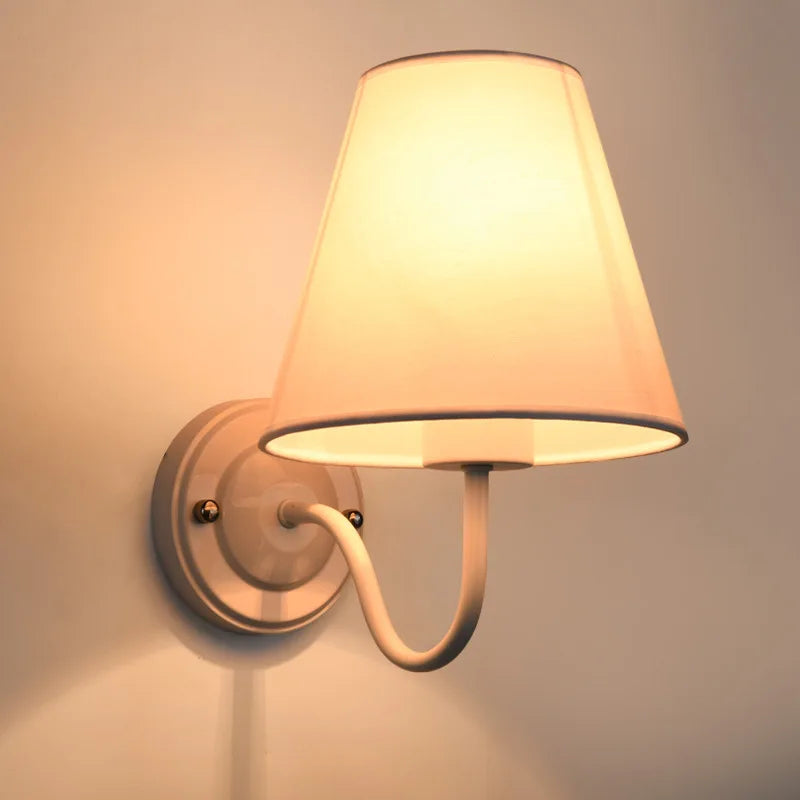 applique murale rétro américaine en tissu avec abat-jour européen led - vue 3 sur 14