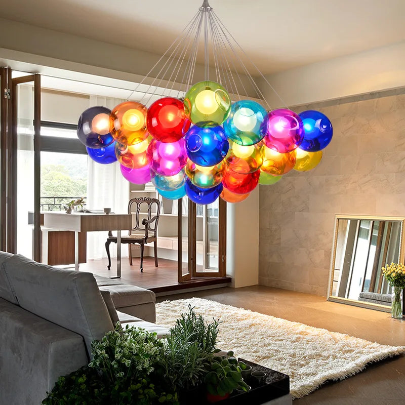 lustre en verre soufflé créatif avec appliques colorées led g4 suspendues - vue 4 sur 24