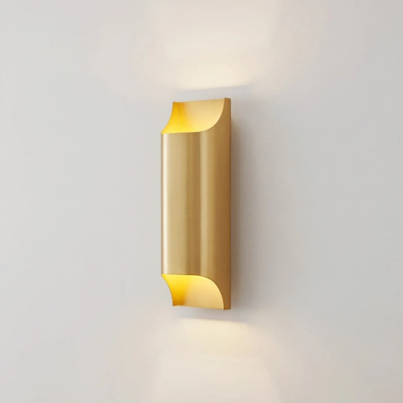 applique murale minimaliste en cuivre pour intérieur