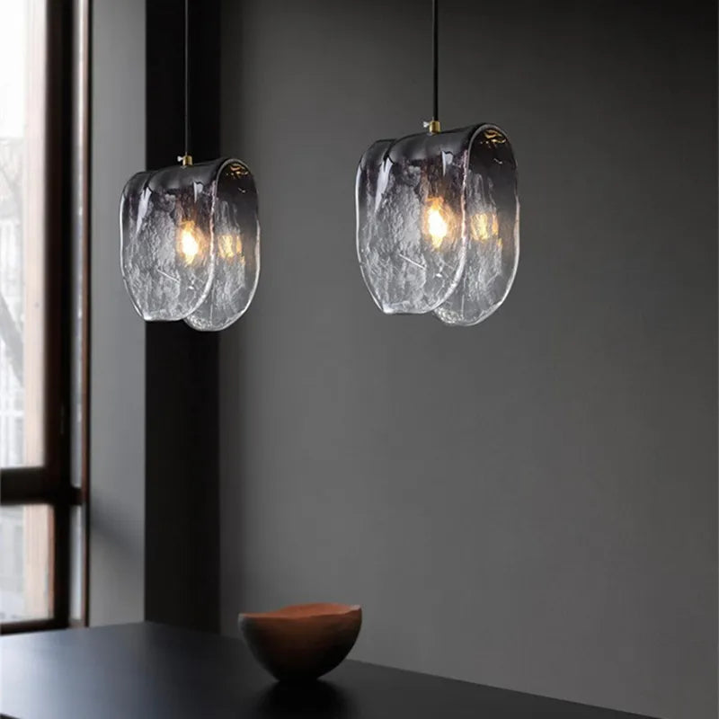 Suspension en verre dégradé moderne