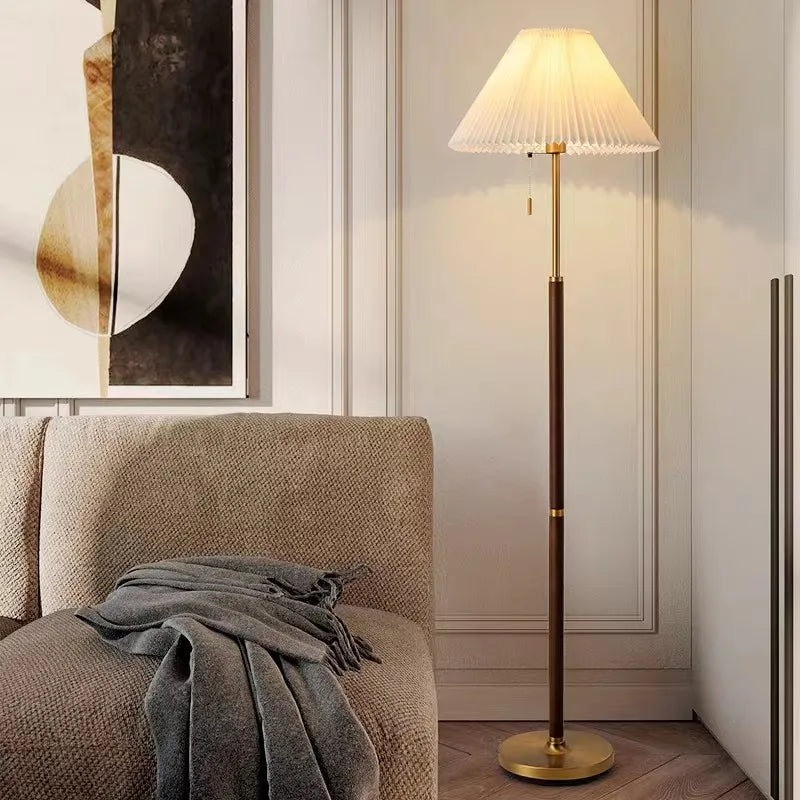 lampadaire vintage en bois avec tissu plissé design élégant - vue 4 sur 8
