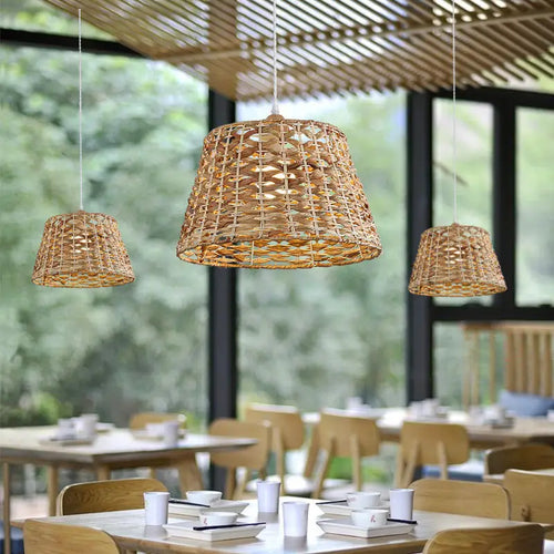 suspension en rotin style wabi sabi pour décoration moderne - vue 6 sur 11