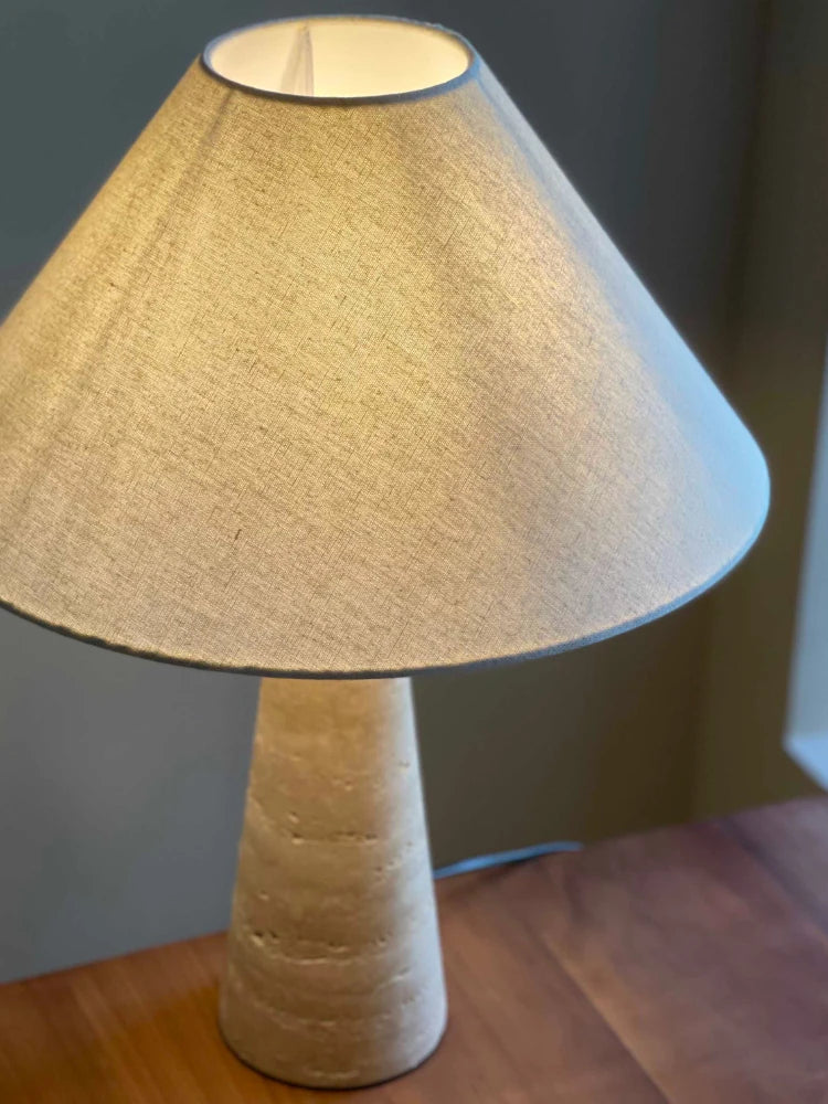 lampe à poser en pierre rétro design pour décoration intérieure - vue 4 sur 7