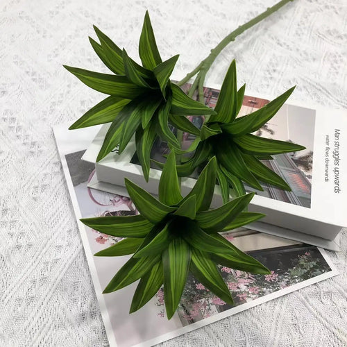 plante tropicale en pot avec palmier et bambou décoratif - vue 19 sur 18