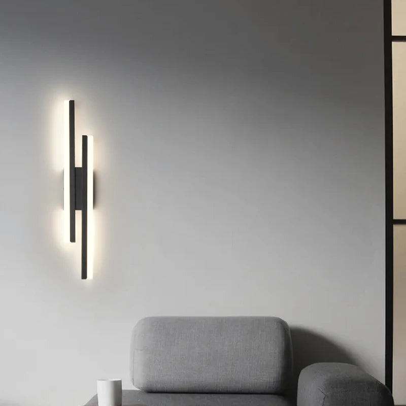 Applique murale à longue bande de luxe lampes créatives pour chambre à coucher lampe de chevet Design Simple moderne nordique salon TV applique murale - vue 4 sur 10