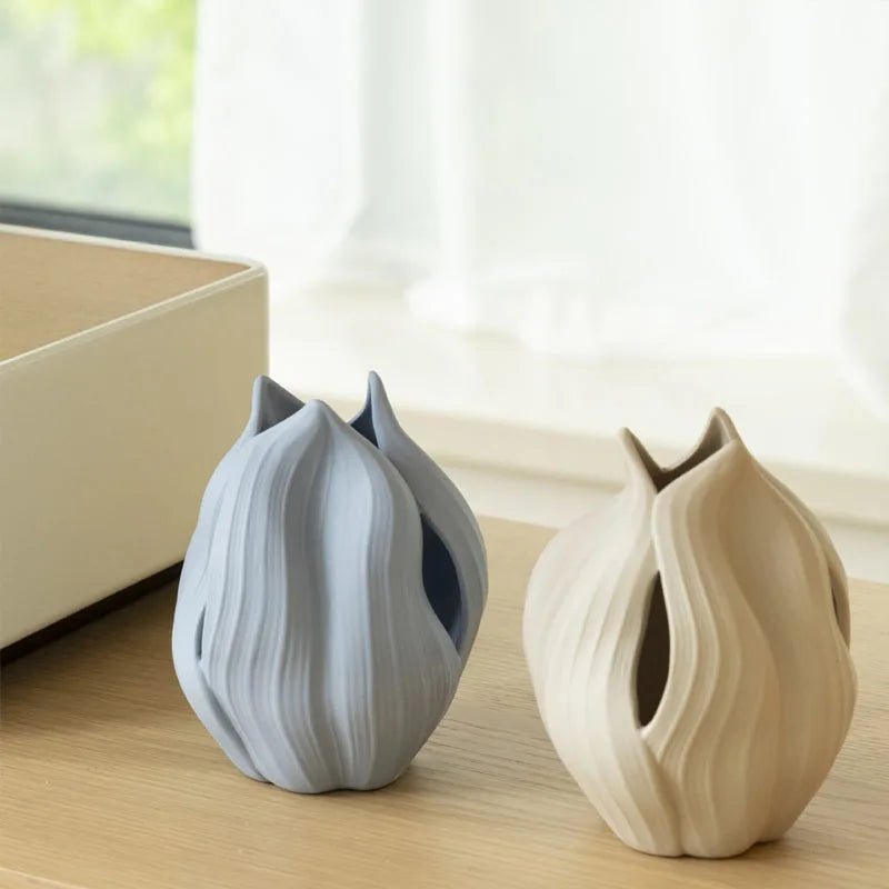 vase en céramique nordique pour décoration et arrangements floraux - vue 4 sur 8