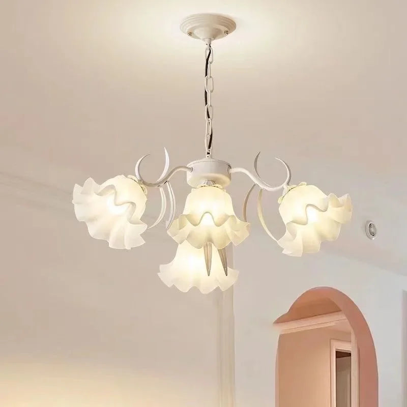 lustre à fleurs médiéval style nordique pour intérieur élégant - vue 6 sur 12
