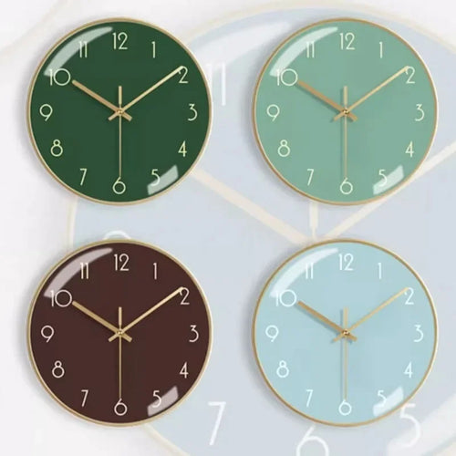 horloge murale moderne en métal esthétique et silencieuse