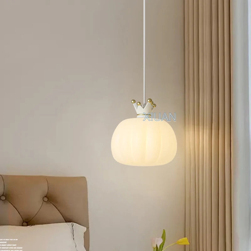 suspension de chevet pour petite chambre avec nœud papillon - vue 3 sur 11