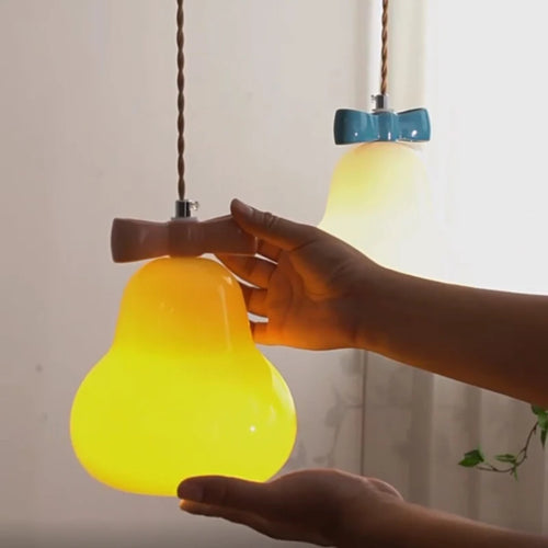 suspension en verre avec nœud rose pour chambre enfant - vue 4 sur 13