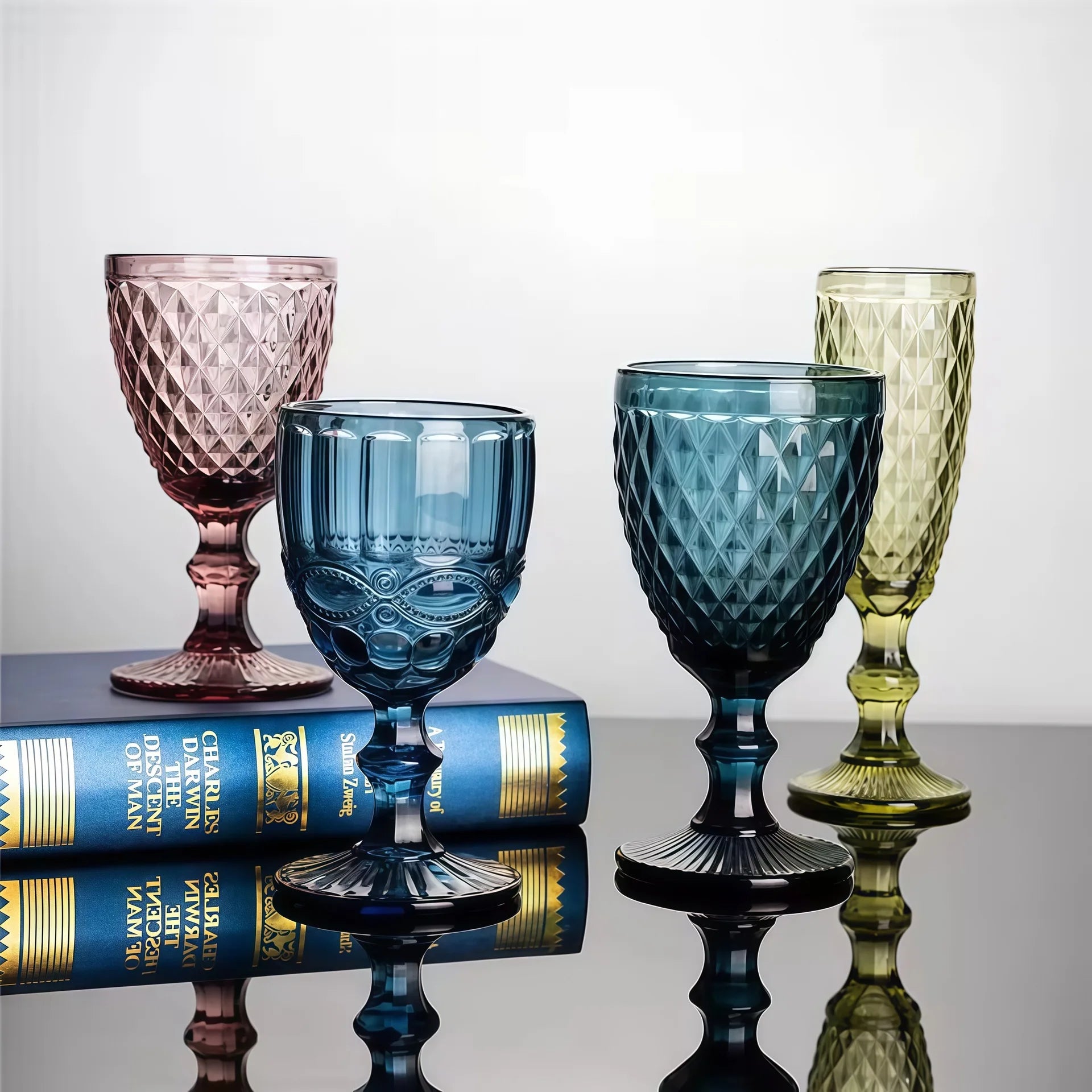 Verre à vin relief épais style rétro européen - vue 3 sur 6