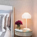 lampe de sol led minimaliste pour un éclairage chaleureux