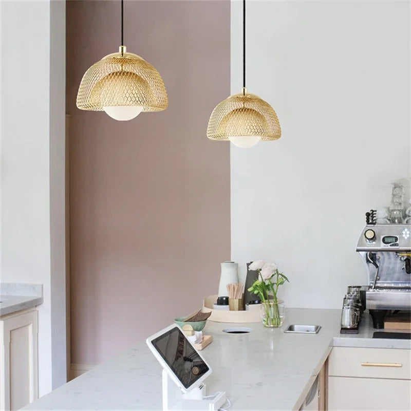 suspension modernes en double fer design nordique