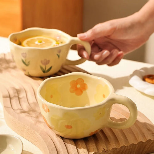 Mug ceramique artisanal floral forme irreguliere 300ml