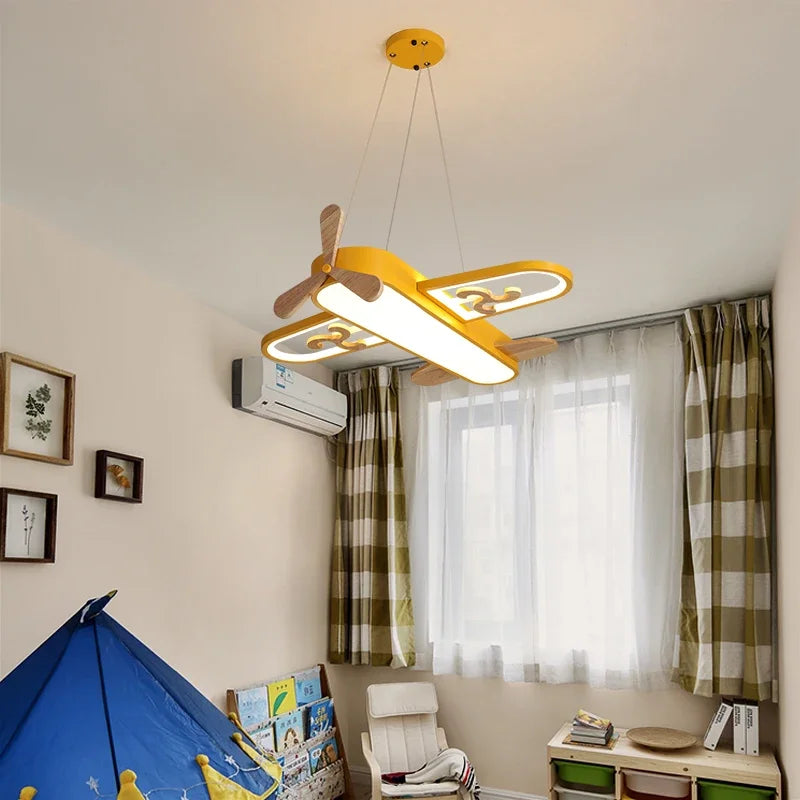 plafonnier en bois minimaliste avion pour chambre d enfants - vue 4 sur 9