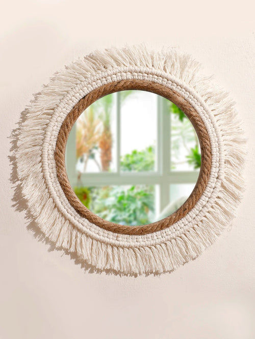 miroir suspendu en macramé décoratif avec pompons tissés
