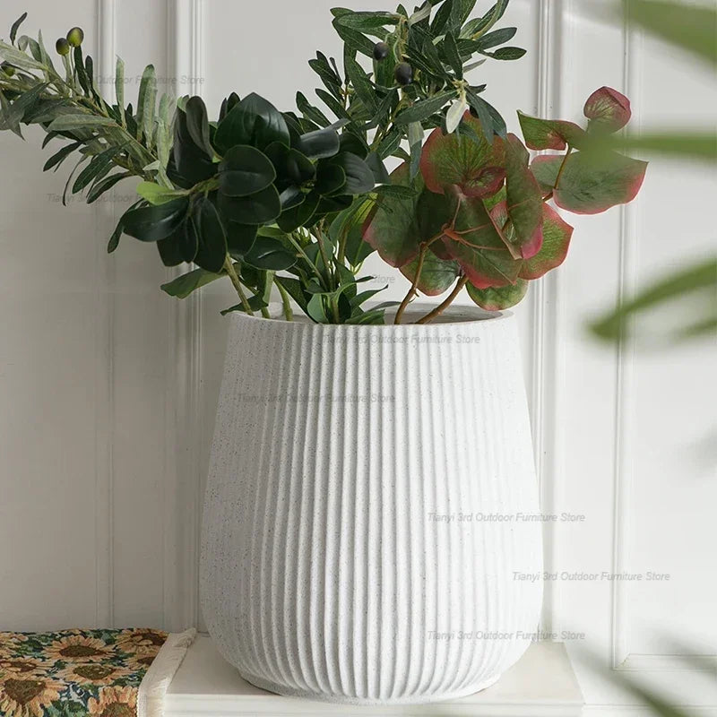 pots de fleurs nordiques design moderne pour jardin et cour - vue 4 sur 11