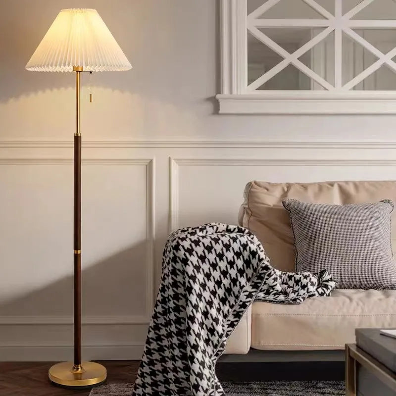lampadaire vintage en bois avec tissu plissé design élégant - vue 5 sur 8
