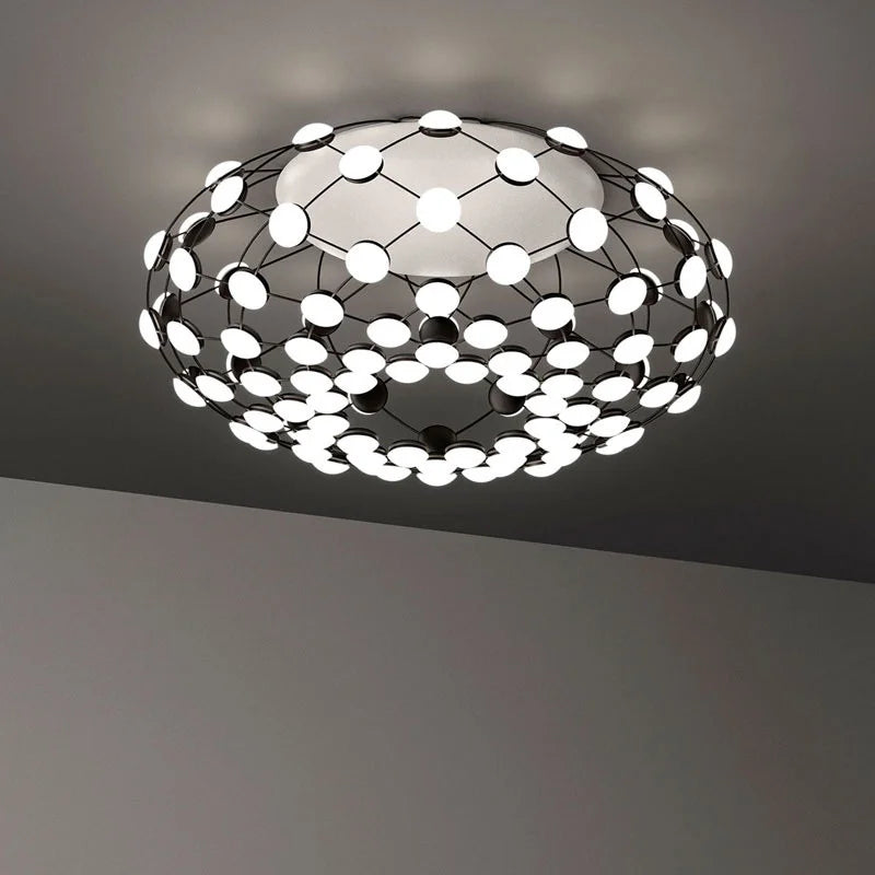 Postmoderne Créatif Noir Et Blanc Pièces D'échecs Suspension Lumière Grille Lustre Suspension Pour Salle à manger Salon Lumière Lampe À Led - vue 7 sur 9