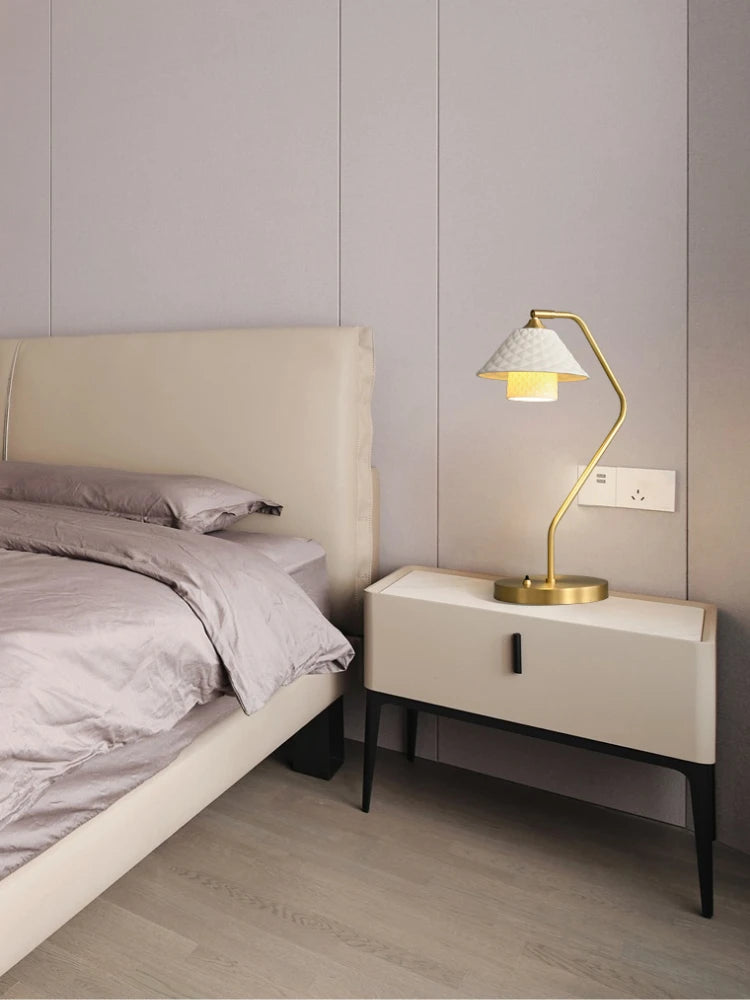 lampe de bureau en céramique cuivre avec angle réglable - vue 4 sur 12