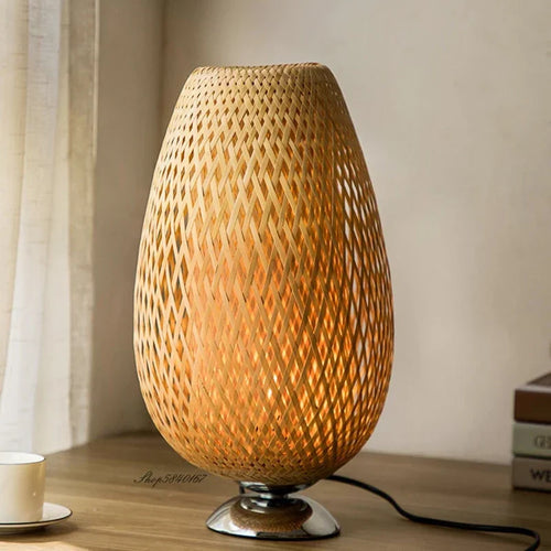 lampe de bureau vintage en bambou artisanale en bois naturel - vue 3 sur 14