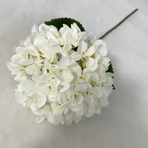 bouquet d'hortensias artificiels en soie pour décoration d'événements - vue 19 sur 19