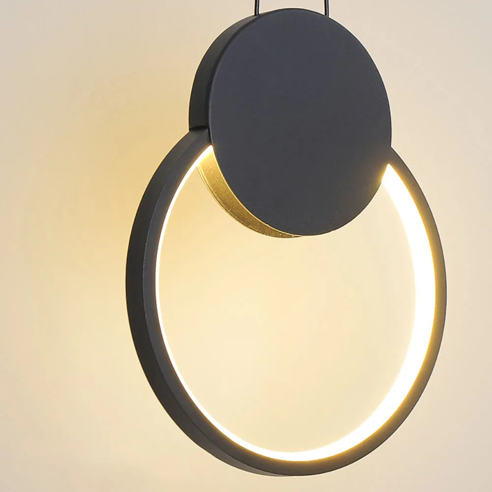suspension moderne en acrylique lune éclipse avec lumière led - vue 6 sur 12
