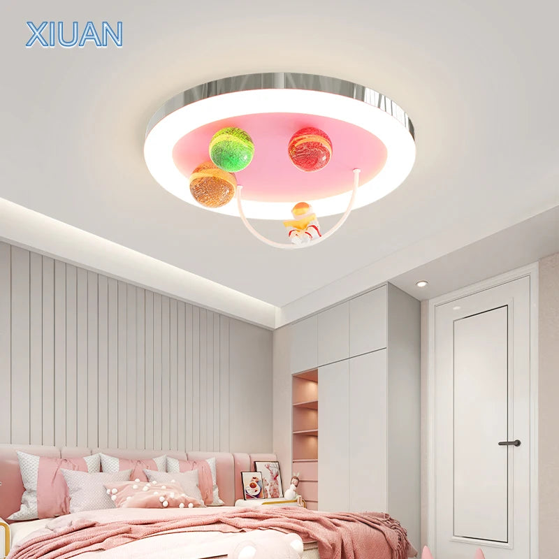 Creative Colorful Glass Ceiling Chandelier Light Planet Astronaut Ceiling Lamps Pink Blue Chrome 220V Children's Bedroom Lamps - vue 3 sur 9