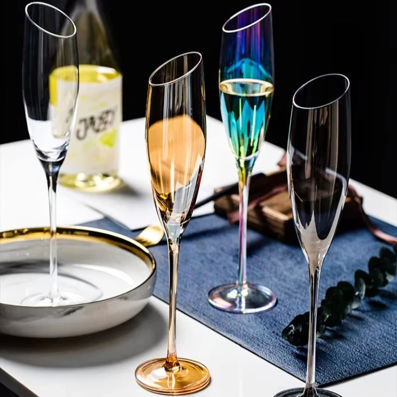 Verres champagne biseautés style nordique effet changeant - vue 6 sur 7