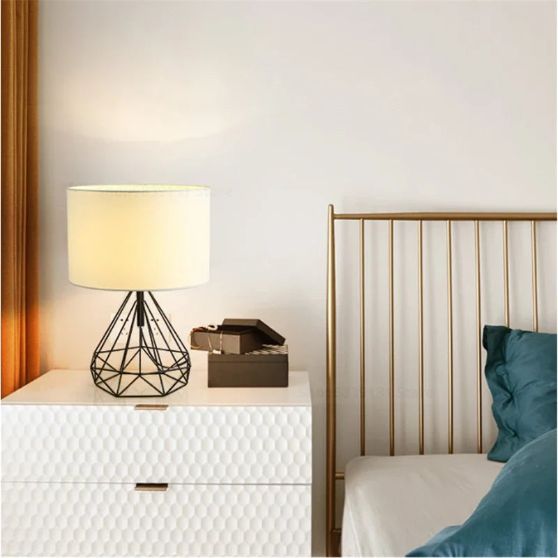 lampes de table géométriques rétro nordiques créatives pour décoration intérieure - vue 3 sur 10