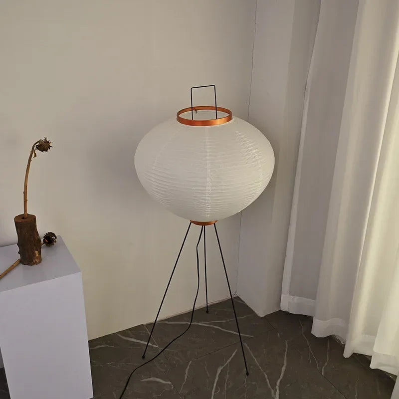 lampadaire design japonais en papier de riz avec trépied - vue 4 sur 8