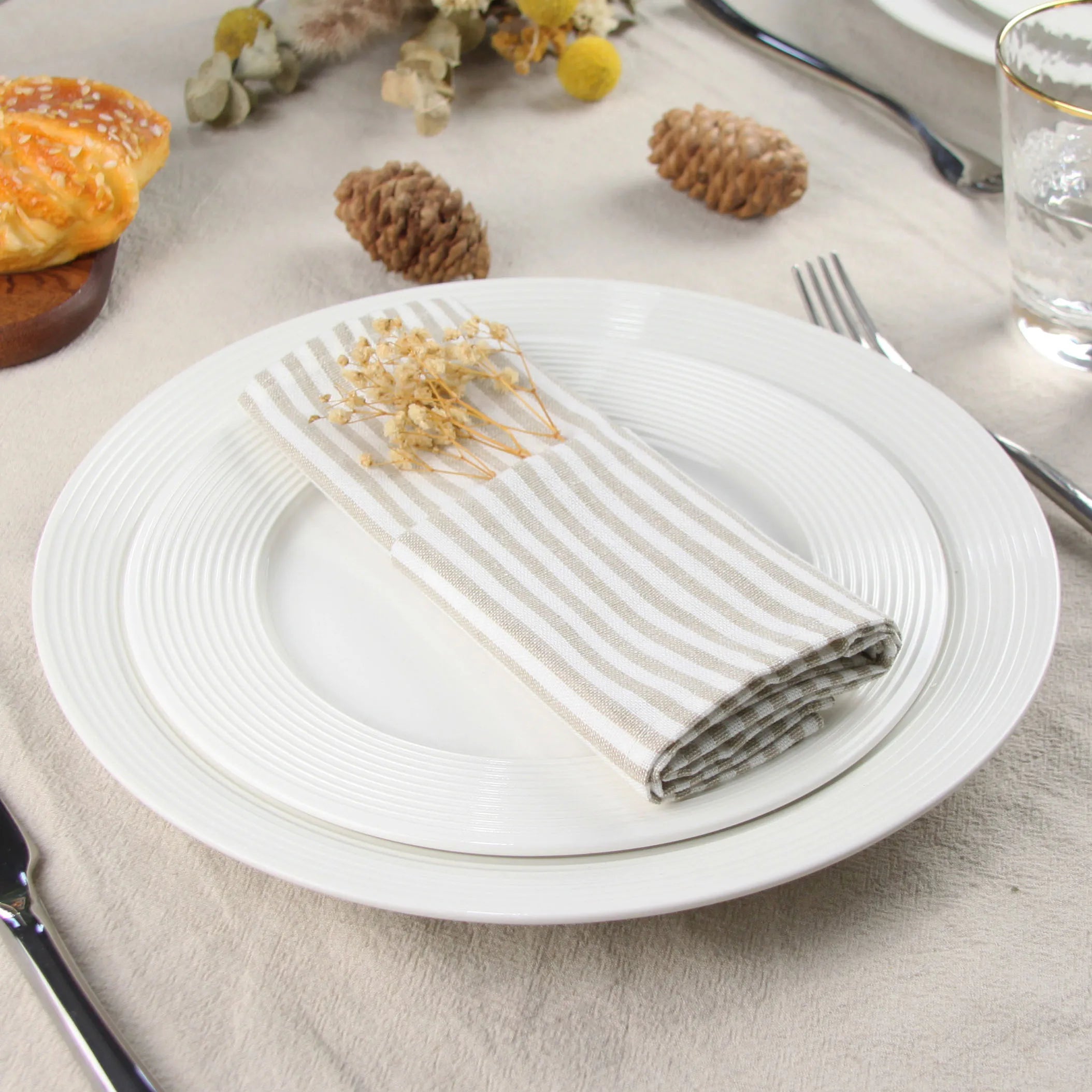 Serviette de table lin coton style européen rayé - vue 5 sur 7
