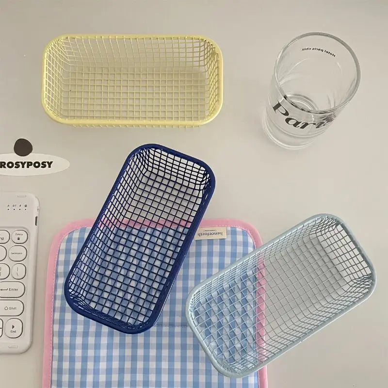 panier de rangement en métal pour bureau et maquillage - vue 5 sur 9