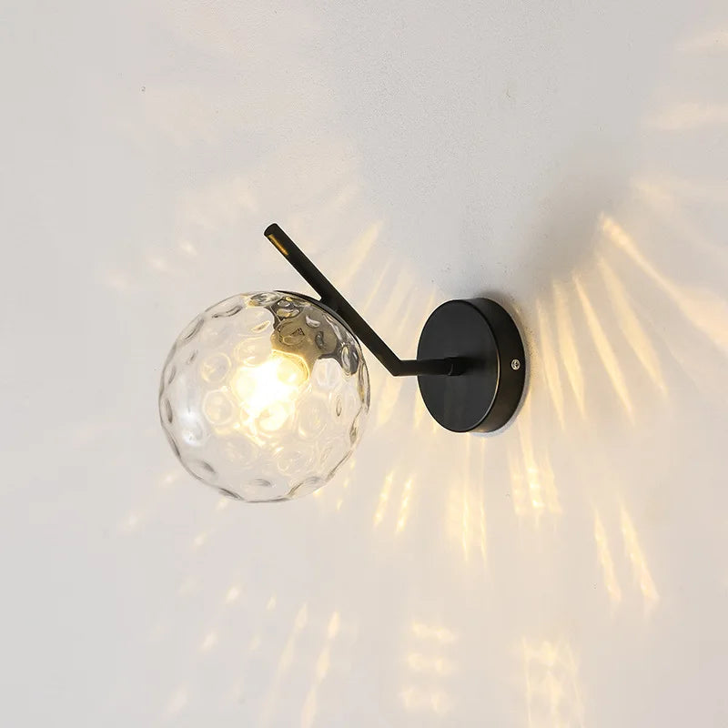 Lampe de applique murale LED boule de verre postmoderne Simple chambre chevet lampara luxe or бра allée intérieure salon décor applique murale - vue 5 sur 10