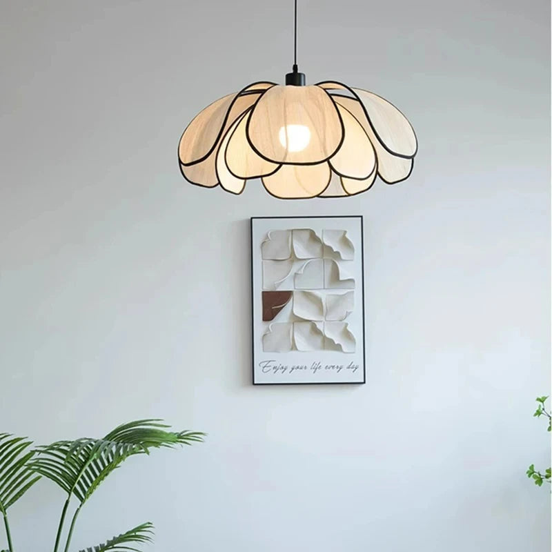 lampe suspendue moderne en tissu pour décoration artistique - vue 3 sur 11