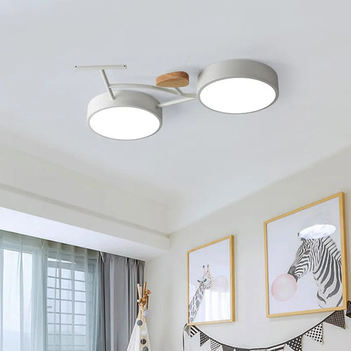Plafonnier LED au design nordique moderne