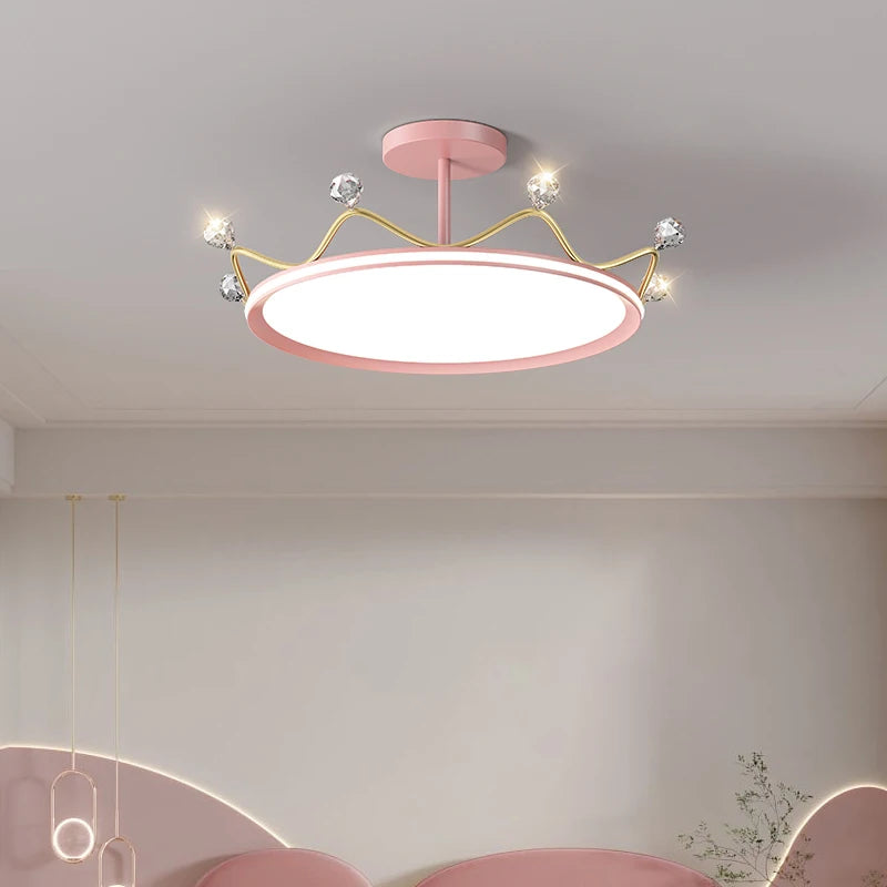 plafonnier en forme de couronne pour chambre d'enfant princesse protection des yeux - vue 3 sur 9