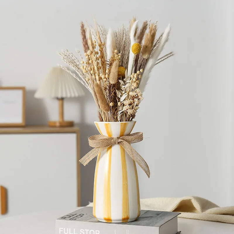 vase en céramique moderne avec nœud pour fleurs séchées - vue 6 sur 9
