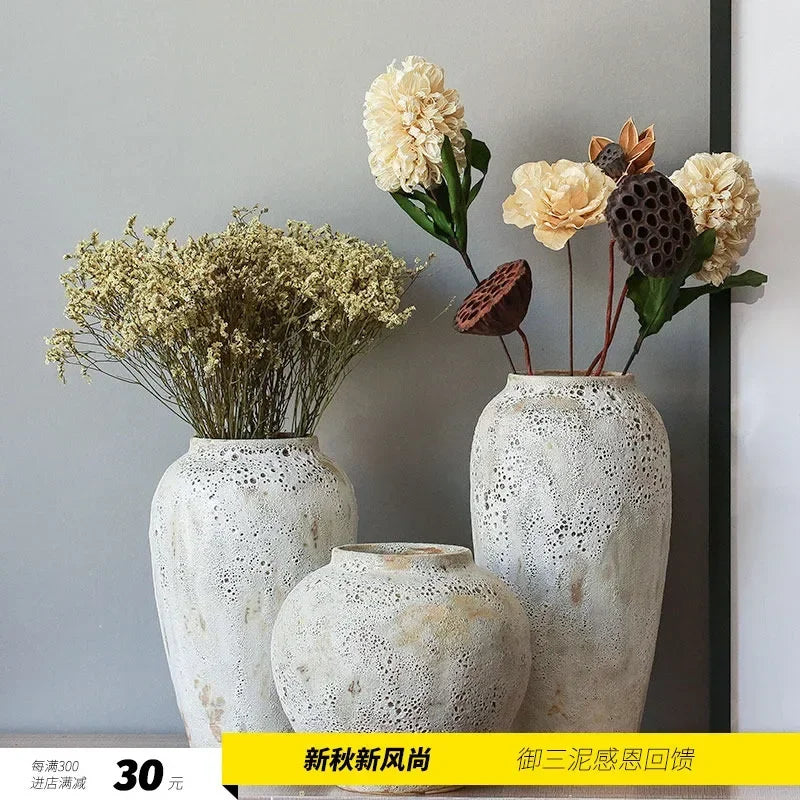 vase rétro en céramique pour fleurs et décoration - vue 5 sur 9