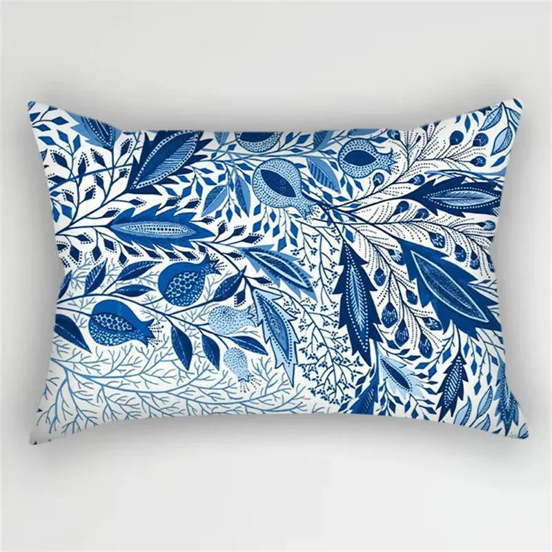 taie d'oreiller rectangulaire fleurs et feuilles bleues décoratives