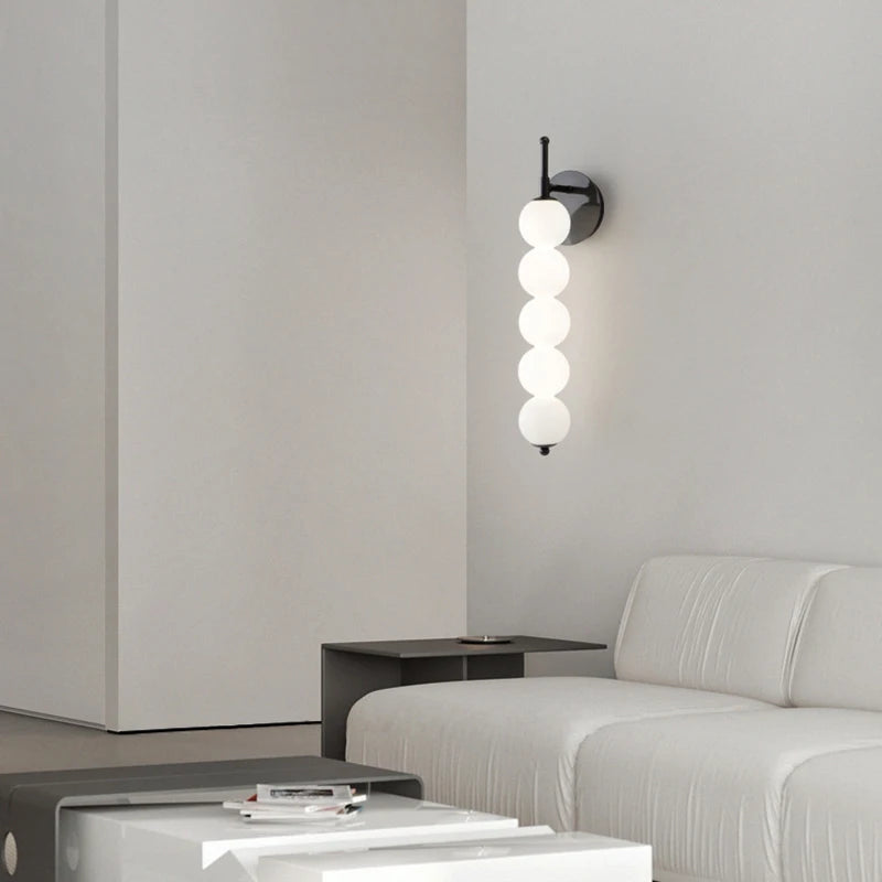 Applique murale design boules en verre blanc - vue 3 sur 12
