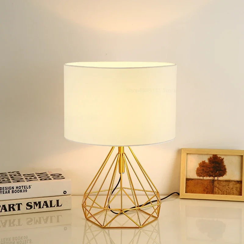 lampes de table géométriques rétro nordiques créatives pour décoration intérieure - vue 7 sur 10