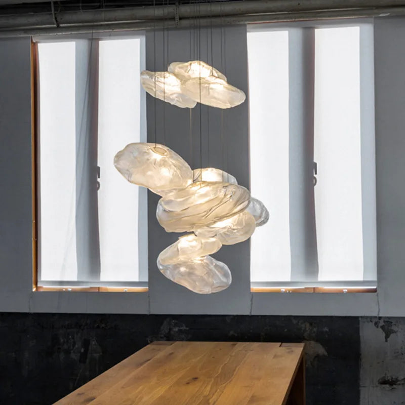 lustre en verre design nuage pour un intérieur créatif - vue 3 sur 21